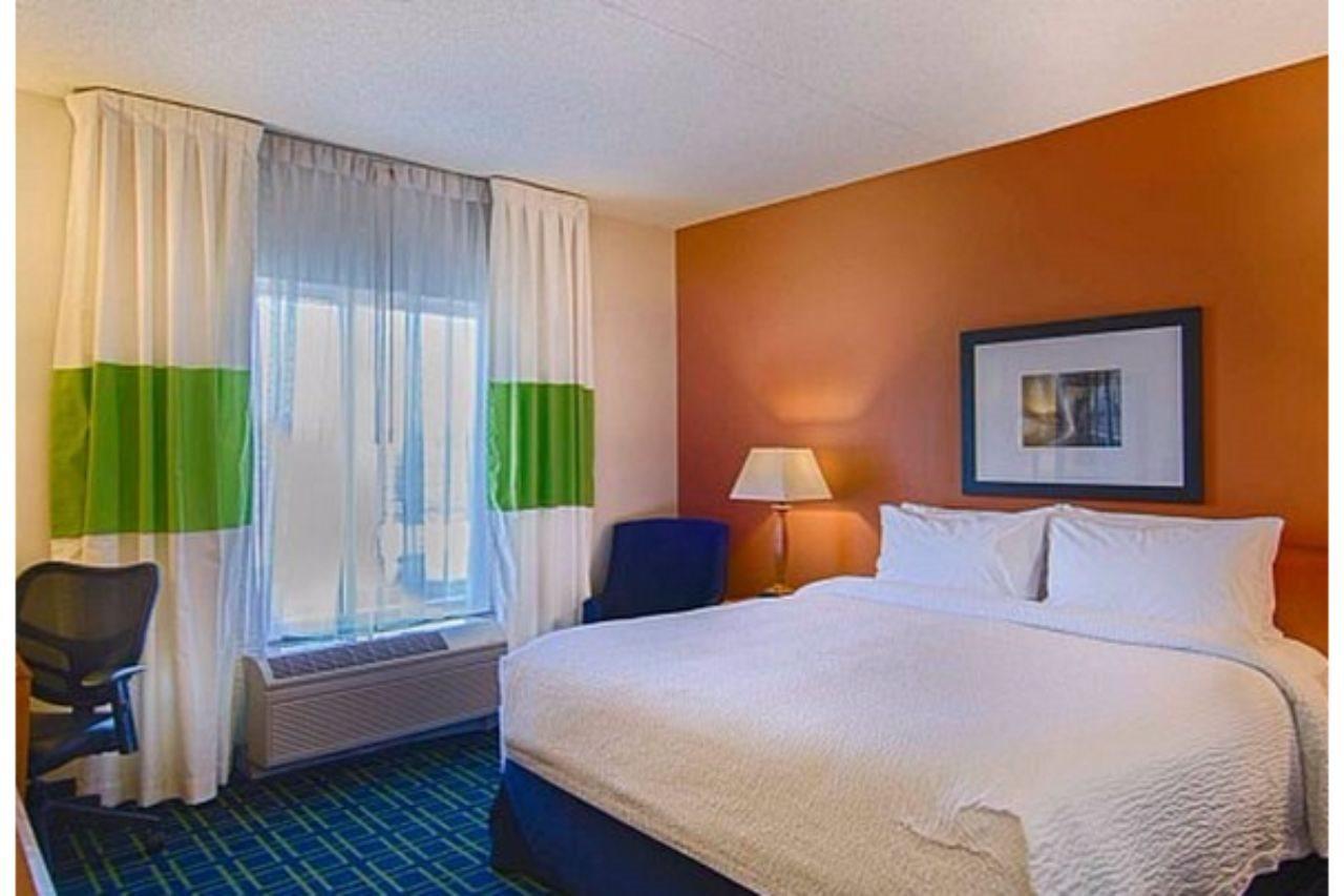 Fairfield Inn & Suites By Marriott Newark Liberty International Airport Eksteriør billede