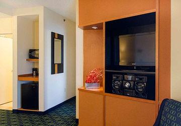 Fairfield Inn & Suites By Marriott Newark Liberty International Airport Eksteriør billede