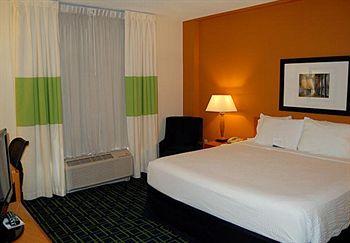 Fairfield Inn & Suites By Marriott Newark Liberty International Airport Eksteriør billede
