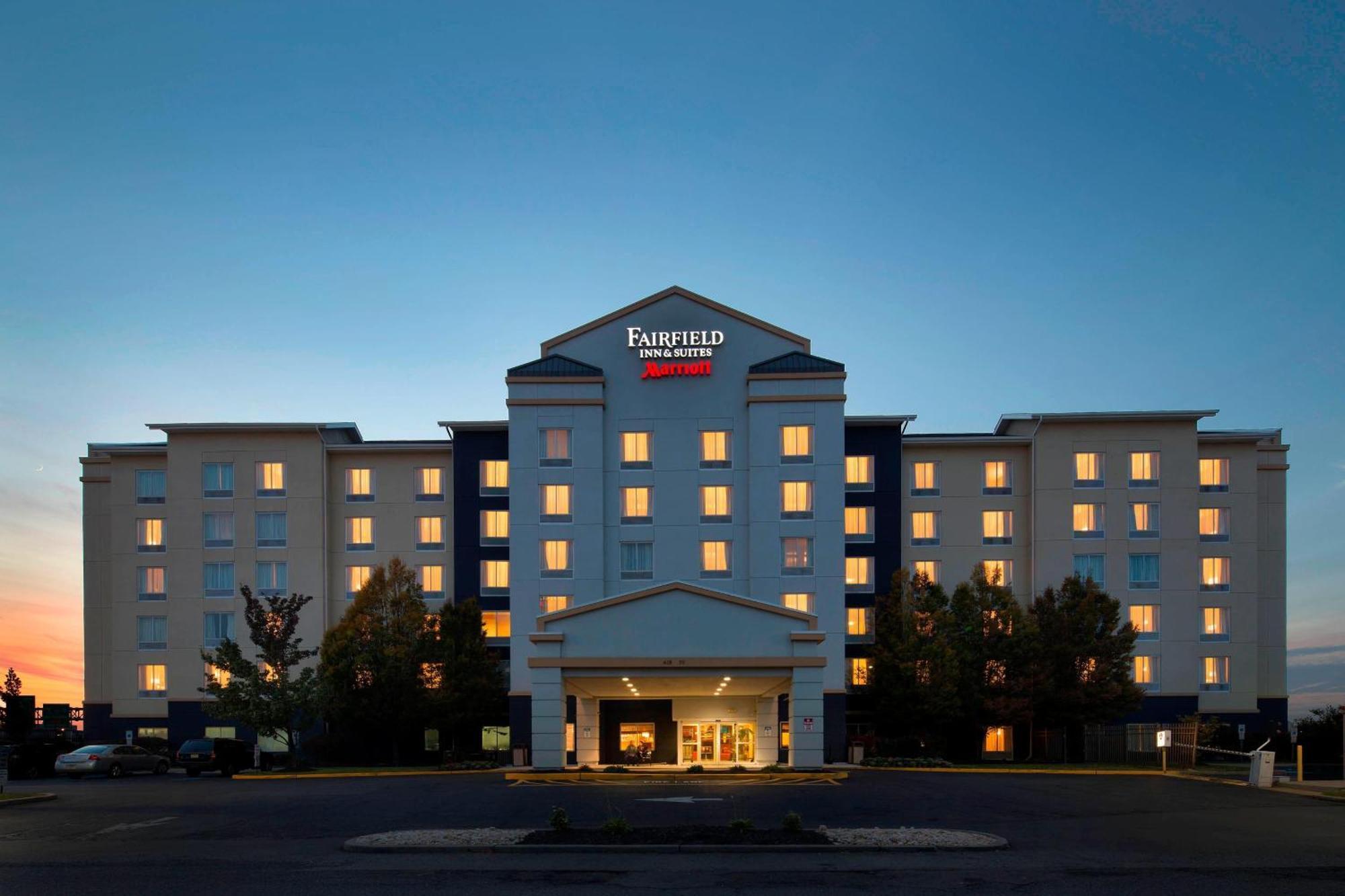 Fairfield Inn & Suites By Marriott Newark Liberty International Airport Eksteriør billede