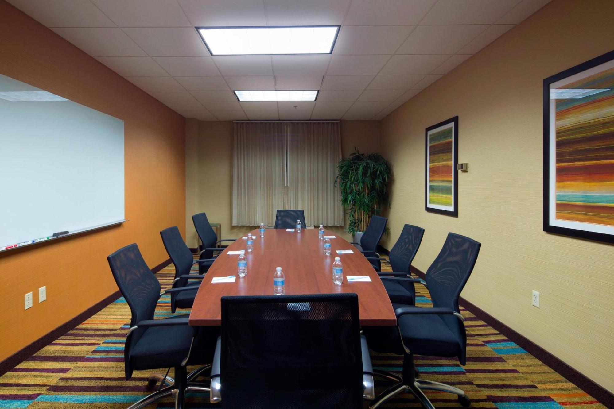 Fairfield Inn & Suites By Marriott Newark Liberty International Airport Eksteriør billede